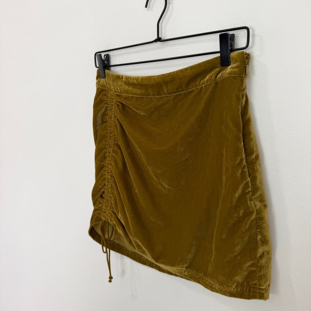 Free People Vivienne Velvet Ruched Mini Skirt Size 4 - Picture 3 of 6